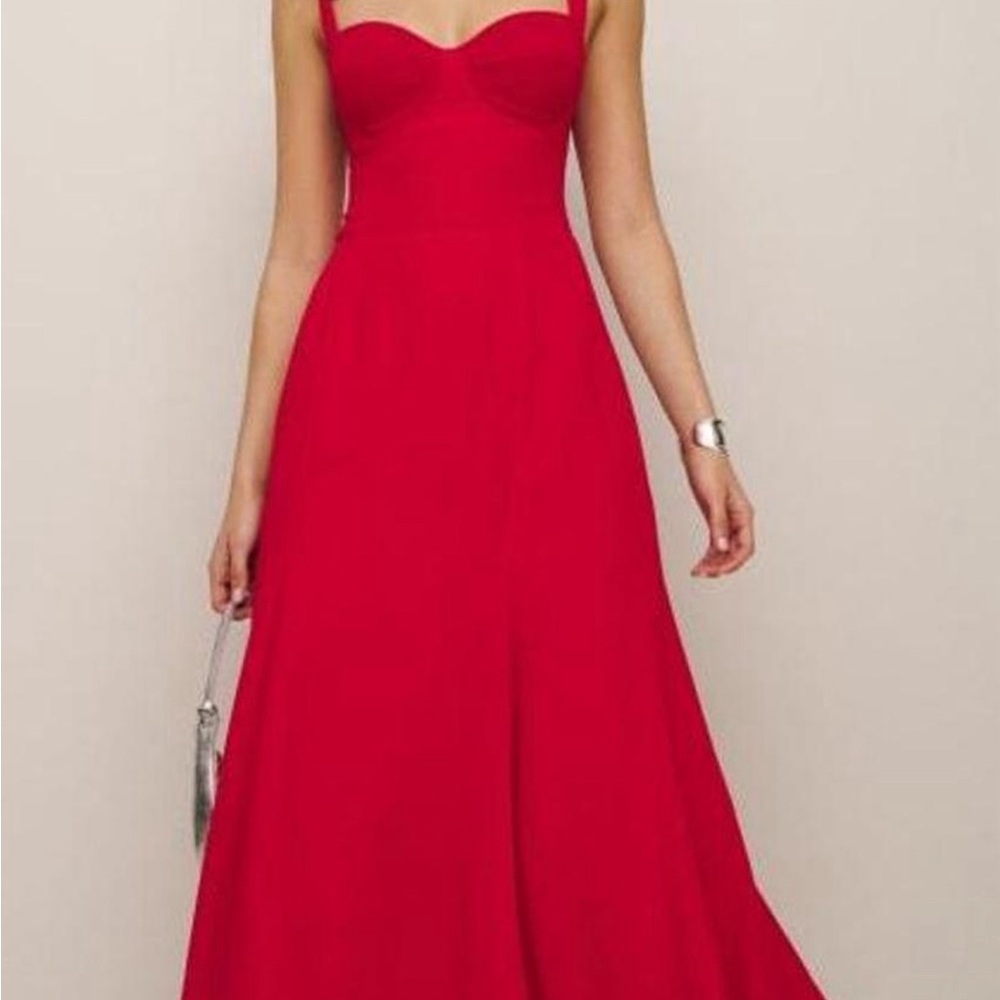 Elegant Red Evening Dress